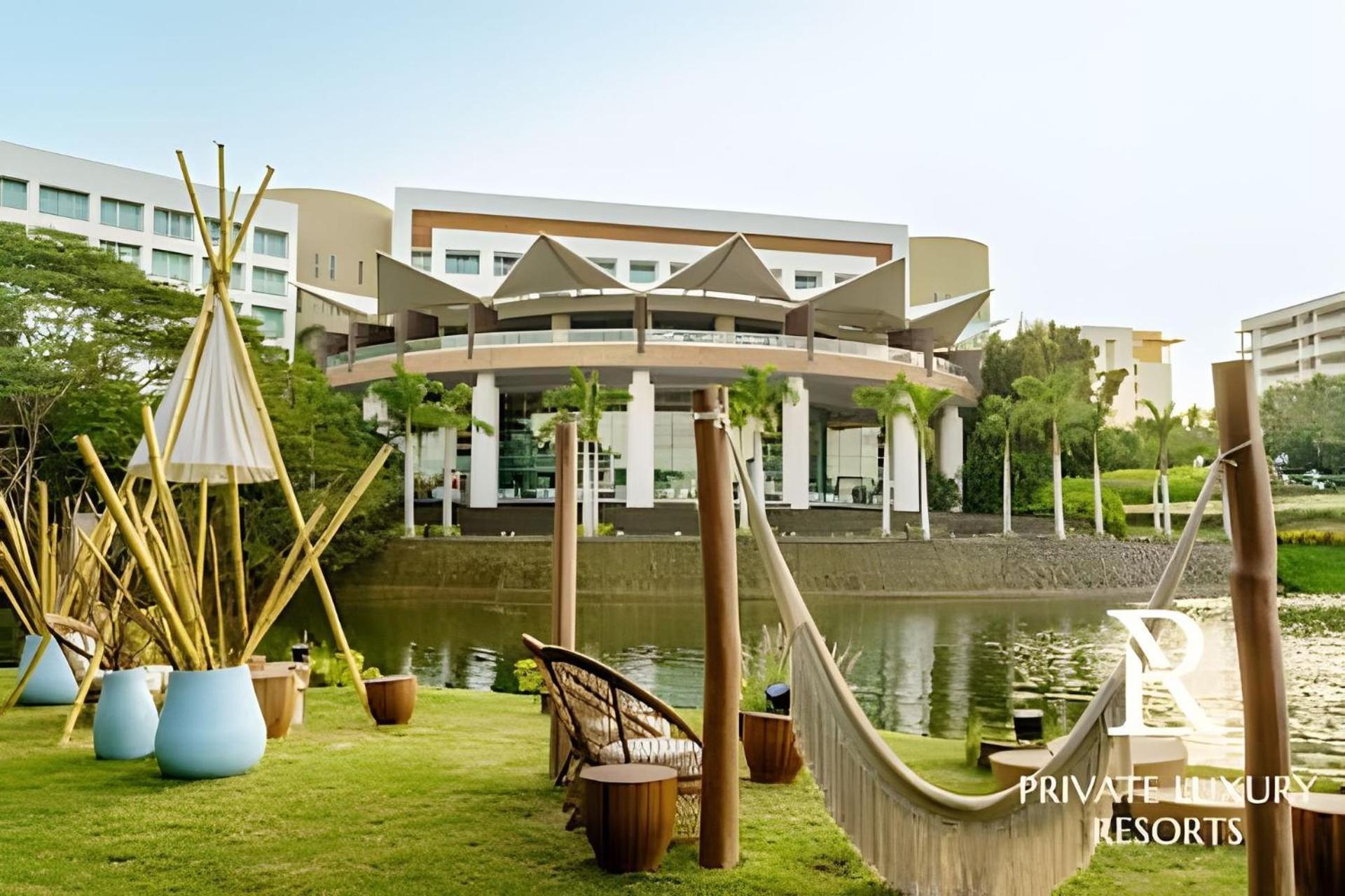 Grand Luxxe Two Bedroom Villa- Нуэво-Вальярта Экстерьер фото