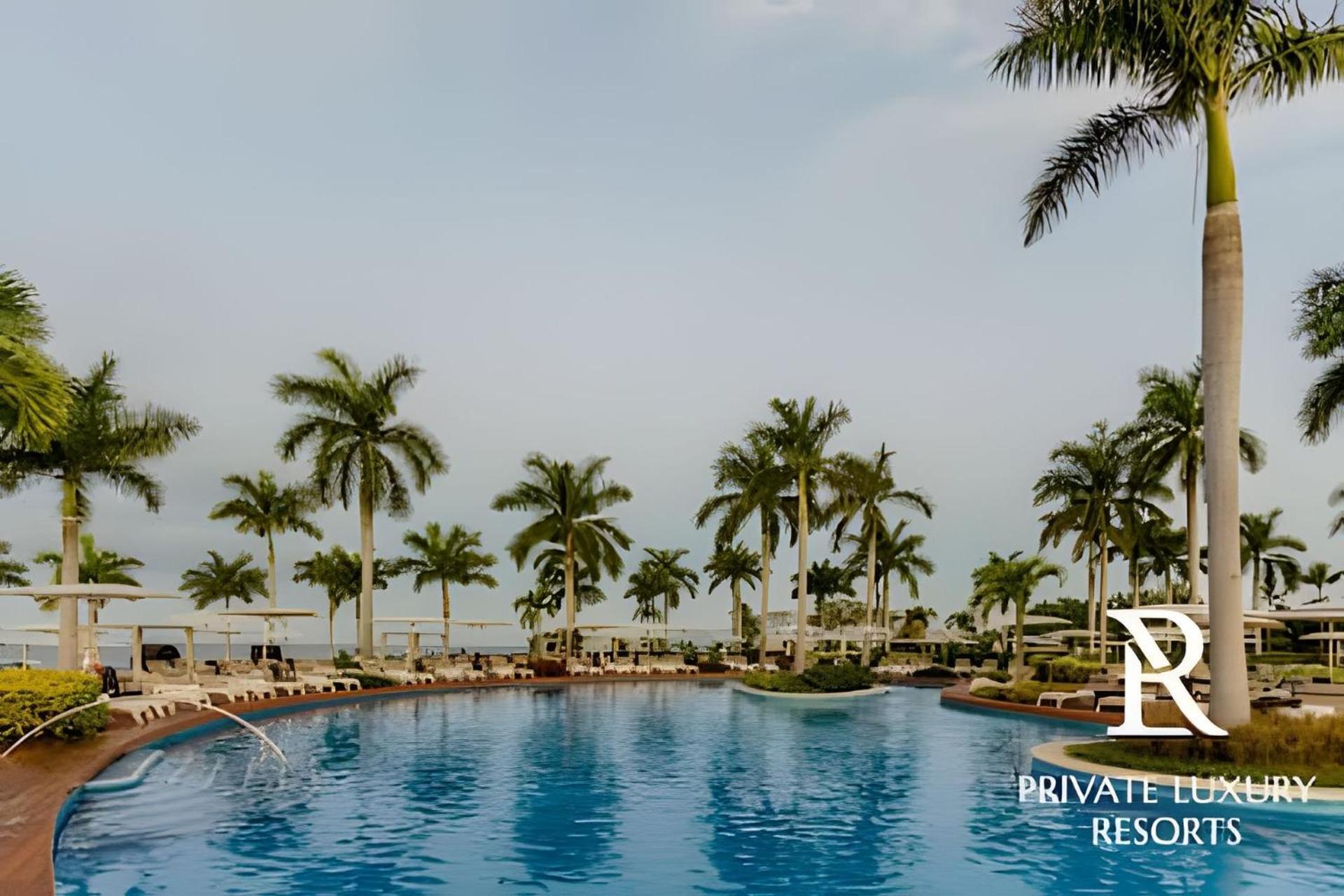 Grand Luxxe Two Bedroom Villa- Нуэво-Вальярта Экстерьер фото